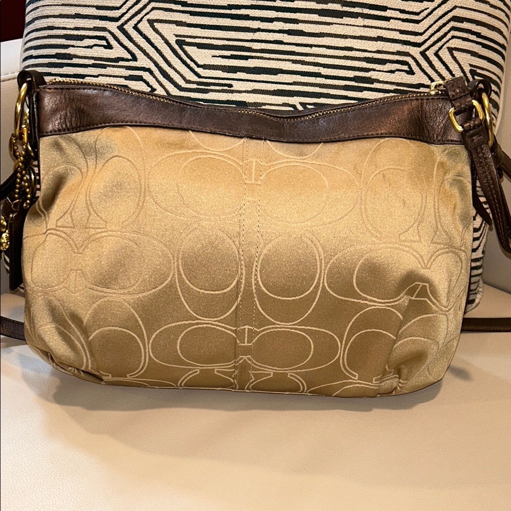 Coach Mia Convertable Shoulder Bag - Picture 5 of 16